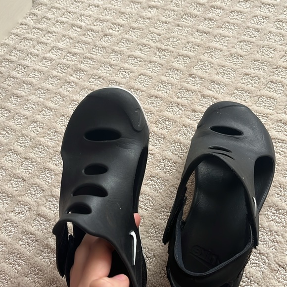 Nike Sandals - Picture 5 of 7